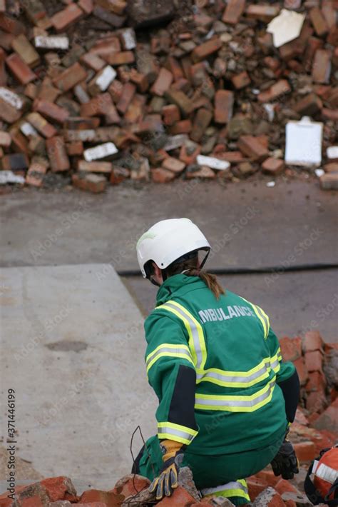 building collapses, disaster sone, urban search and rescue Stock Photo | Adobe Stock