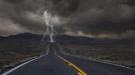 Wallpaper : hill, road, clouds, lightning, storm, desert, wind, valley, highway, thunder ...