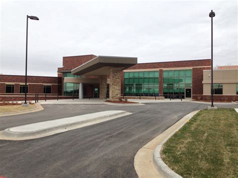 News Release: Mercy Rehabilitation Hospital Springfield celebrates opening; McCarthy completes ...