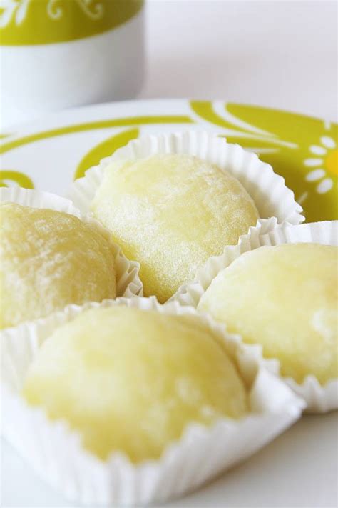 Malaysia Durian Mochi / Japanese Rice Cake from Malaysia Kuala Lumpur ...