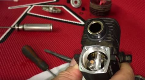 REDS Nitro Engine Maintenance [VIDEO] - RC Car Action