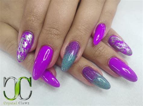 Electric Neon Purple Nails with Ombre and Silver Chrome | Acrylic nail designs, Popular nail ...