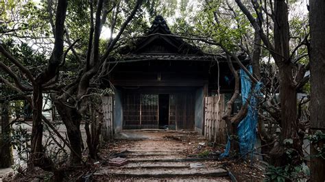 Abandoned Himuro Mansion The Most Haunted Mansion In Japan (REAL LIFE ...