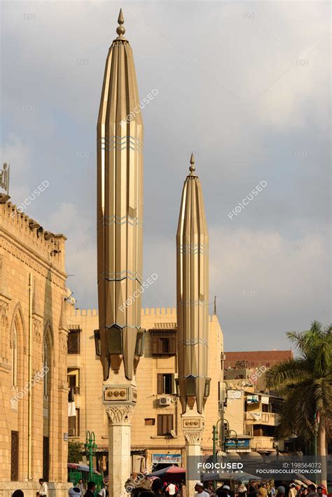 Old oriental bazaar, Cairo, Cairo Governorate, Egypt — palm tree ...