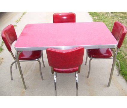 pinkandred1950stable | Retro kitchen tables, Retro dining table, Retro pink kitchens