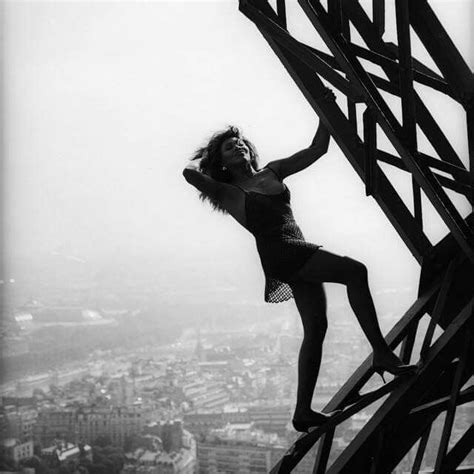 Tina Turner by Peter Lindbergh 1989 Eiffelturm tower