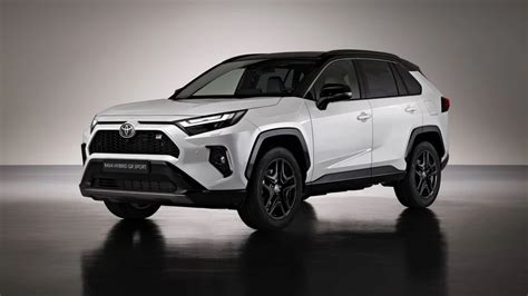 Toyota RAV4 GR Sport, el SUV se vuelve deportivo