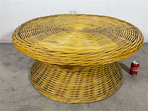 Woven Wicker Round Coffee Table 39R X 17H