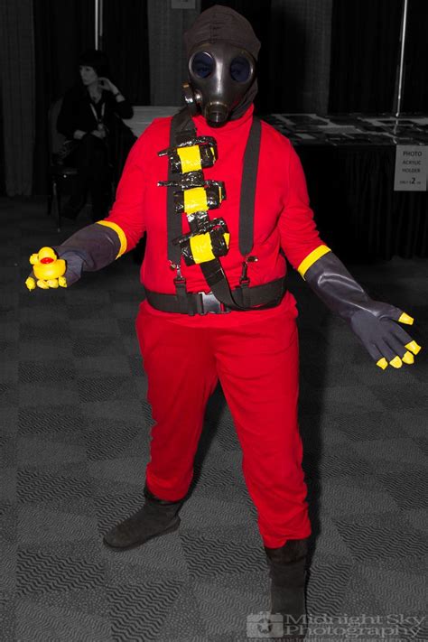 37 best TF2 Pyro Costume Reference images on Pinterest | Team fortress ...