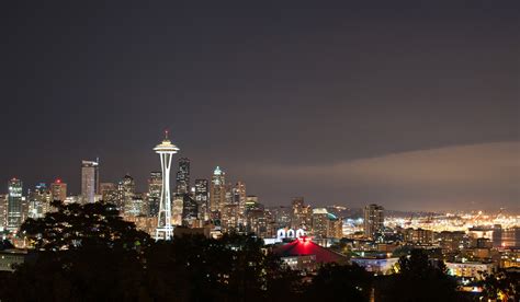 File:Seattle at night, from Kerry Park.jpg - Wikimedia Commons