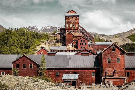 Ghost Towns of America: Kennecott, Alaska - WorldAtlas