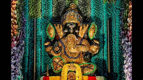 Temple decorated with coins, currency notes worth ₹3 crore for Ganesh Chaturthi | Latest News ...