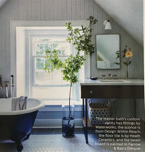 Farmhouse bathroom. Elle Decor | Farmhouse bathroom, Elle decor, Bathroom