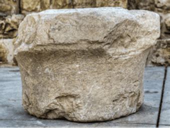 1,800 Year-Old Column Engraved With Paleo-Hebrew Inscriptions Discovered - Israel365 News