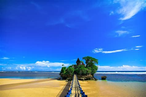 Pantai Malang Selatan, Pantai Balekambang Malang - Paket Outbound Malang, Paket Family Gathering ...