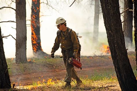 Smoke from prescribed burn west of Flagstaff impacting city, I-40