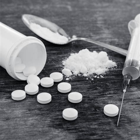 Report: Opioid Misuse Fuels Rise in Heroin Addiction | 2017-03-30 | AHC ...