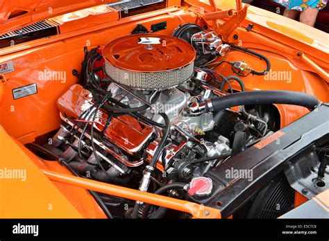 Car engine ancillaries hi-res stock photography and images - Alamy