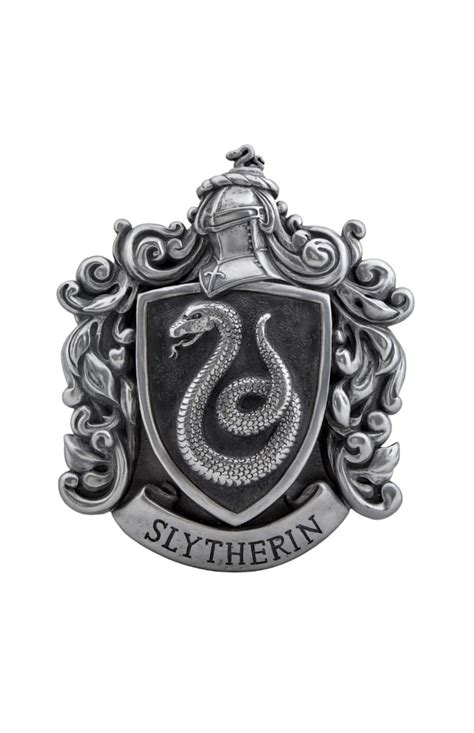 Slytherin™ House Crest Wall Art | UNIVERSAL ORLANDO