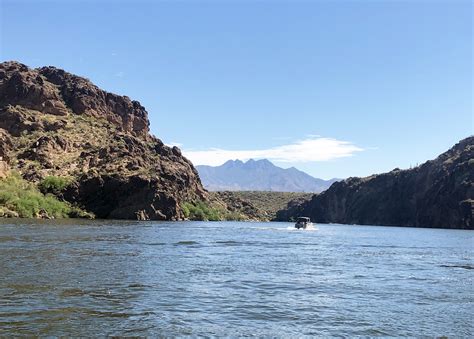 Spend a Day Renting a Boat on Saguaro Lake, Arizona - See Mama Travel