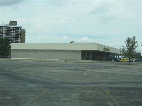 AMC Eastland Plaza 6 in Columbus, OH - Cinema Treasures