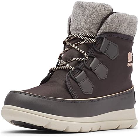 The 6 Best Winter Boots for Women for 2022 - FeralEscape