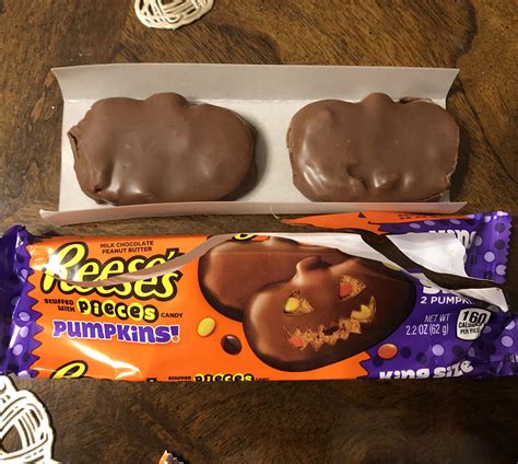 Reese’s Halloween Pumpkin Cups...well kinda... : r/ExpectationVsReality