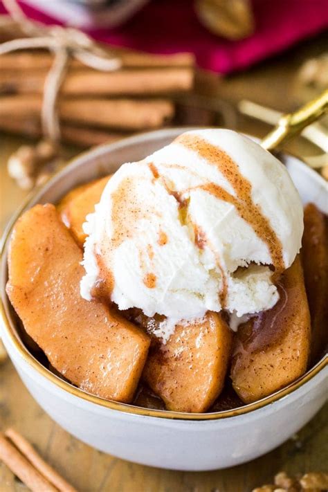 Cinnamon Baked Apples - Sugar Spun Run