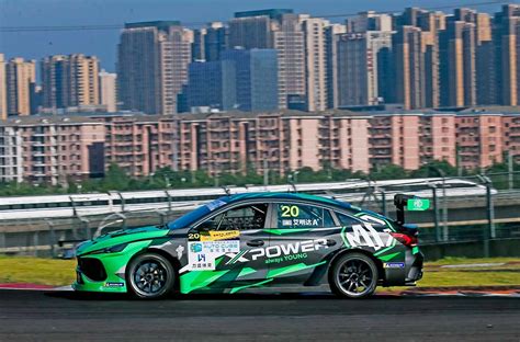 Rodolfo Ávila ‘dá’ primeira vitória ao novo MG5 XPower TCR | AutoSport