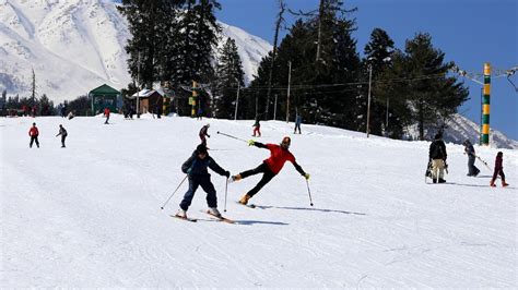 At Minus 7°C, Gulmarg's Famous Ski Slopes Ready to Welcome Winter ...