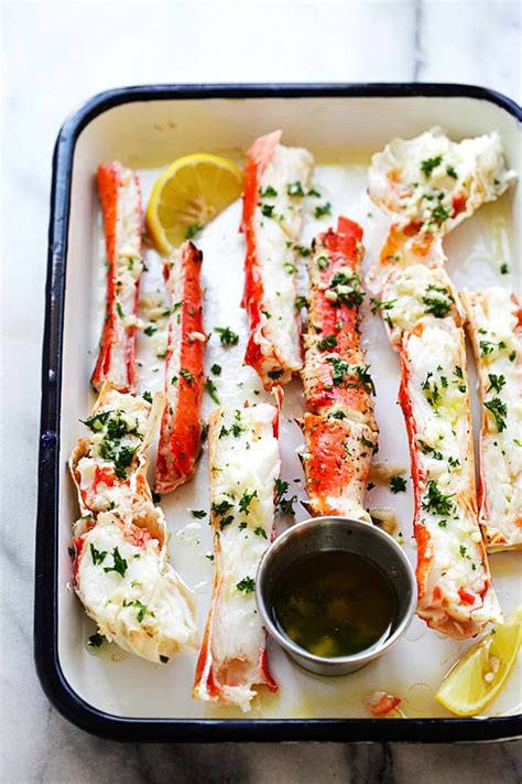 Garlic Lemon Butter Crab Legs | Easy Delicious Recipes