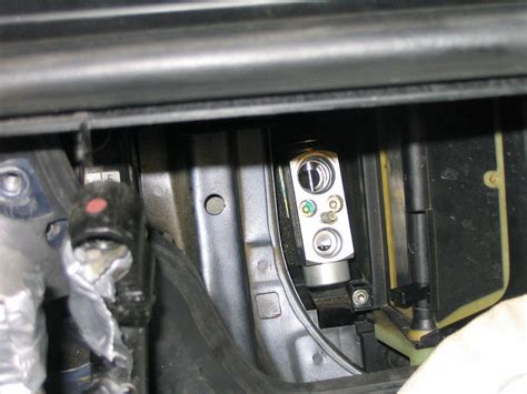 Bmw e36 expansion valve location