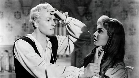 ‎Hamlet (1948) directed by Laurence Olivier • Reviews, film + cast ...