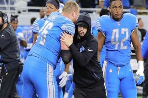 Eminem asks Dan Campbell for Lions uniform to score 3rd quarter TD against Bucs