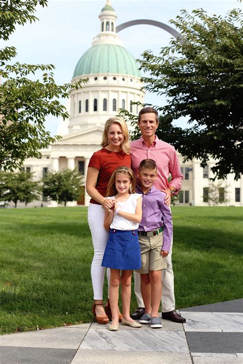 Family Photo Session Downtown St. Louis, MO — Amy Nichols Photography