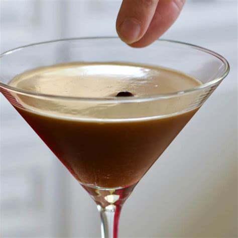 Espresso Martini Kahlua Drink Recipe | Homemade Food Junkie