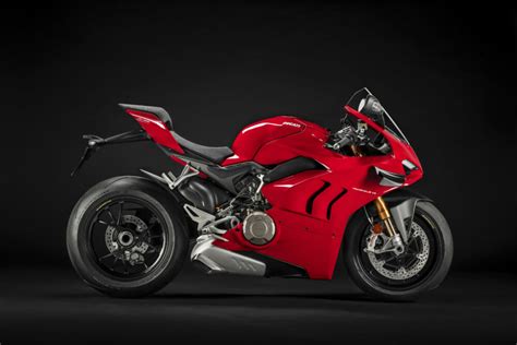 2020 Ducati Panigale V4 First Look