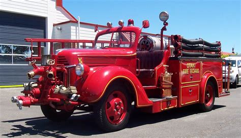 VINTAGE FIRE APPLIANCES OF THE 1940-1949 | Fire trucks, Fire service ...