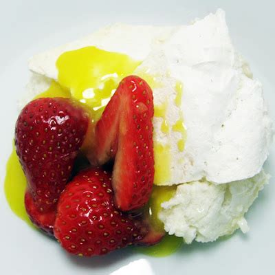 Burp! Recipes: Classic Schaum Torte with Strawberries and Lemon Curd