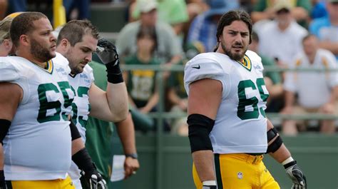 Packers Camp Insider: LT David Bakhtiari carted off with ankle injury