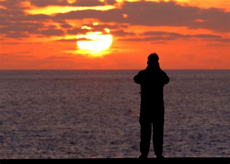 Free Images : sea, ocean, horizon, silhouette, cloud, people, sky, sun, sunrise, sunset ...