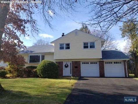 Cresskill, NJ Real Estate - Cresskill Homes for Sale | realtor.com®