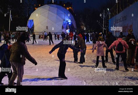 Ice skating at Edinburgh's Christmas Winter Wonderland Stock Photo - Alamy