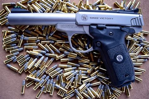 Smith & Wesson SW22 Victory Pistol Review - Pew Pew Tactical