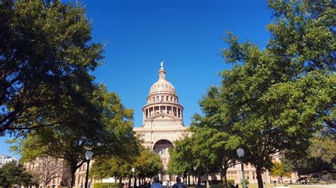 Texas Capitol – Austin, TX – Wander with Bri