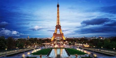 Top 10 Things to do Around the Eiffel Tower - Discover Walks Paris