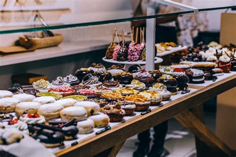 A Guide to the Best Local Bakeries