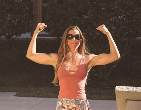 4 Female Muscle Growth Stories That Will Blow Your Mind!