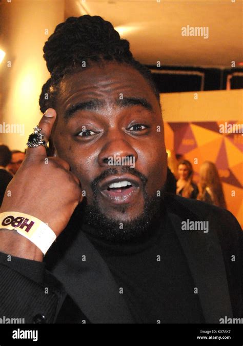 Wale rapper hi-res stock photography and images - Alamy