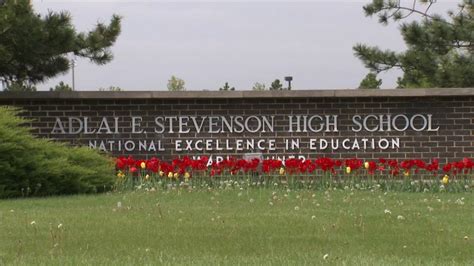 Stevenson High School students reportedly under investigation for sexting - ABC7 Chicago